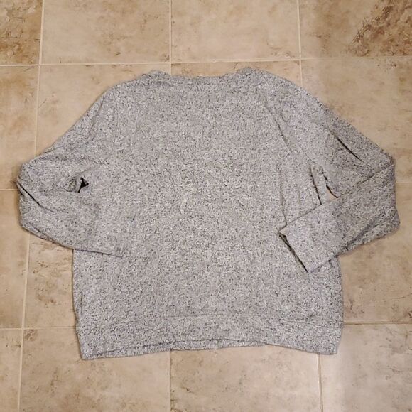 Juicy Couture gray with pearl detail gray sweater - Picture 7 of 9